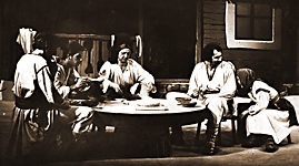 Aurel Ştefănescu, Vasile Vasiliu, Iolanda Dain, Mihai Gingulescu şi Livia Doljan în &bdquo;Soacra cu trei nurori&ldquo; după Ion Creangă, regia Constantin Săsăreanu