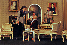 Gabriela Bacali, Mihai Gingulescu, Cornel Popescu şi Aurel Ştefănescu în &bdquo;Dineu cu proşti&ldquo; de Francis Veber, regia artistică Mircea Cornişteanu