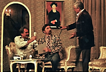 Mihai Gingulescu, Aurel Ştefănescu şi Cornel Popescu în &bdquo;Dineu cu proşti&ldquo; de Francis Veber, regia artistică Mircea Cornişteanu